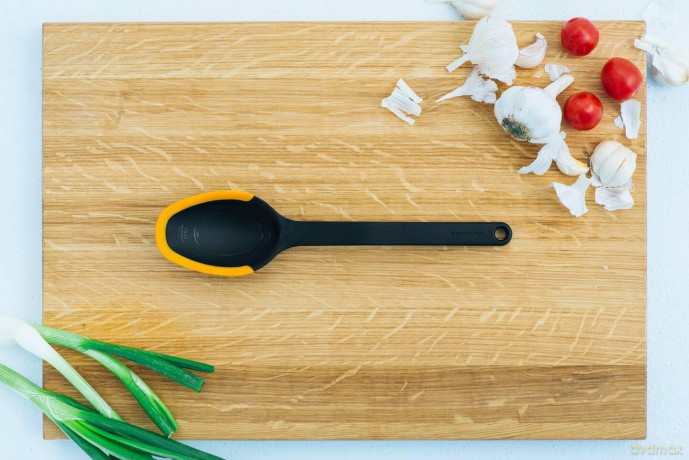 Fiskars - FunctionalForm Pot Spoon with Silicone - Gentle on Cookware