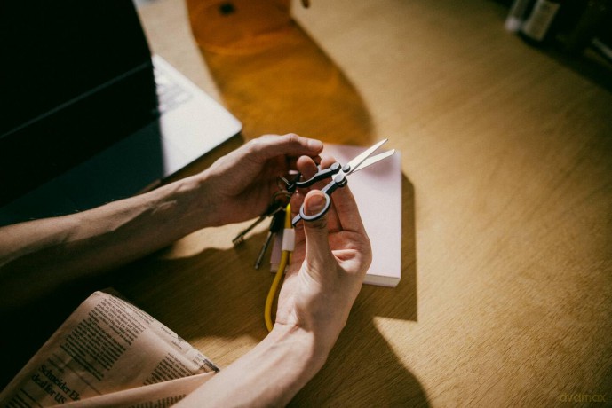 Fiskars - FunctionalForm ReNew Folding Scissors - 11 cm