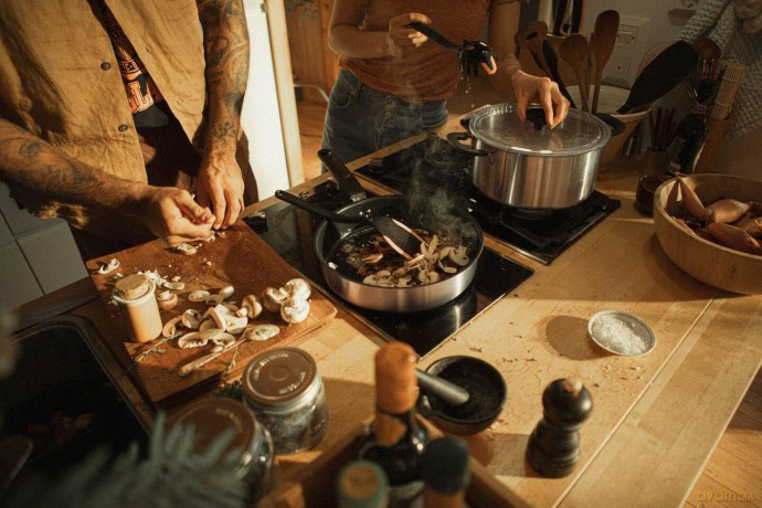 Fiskars - FunctionalForm Saute Pan 26 cm