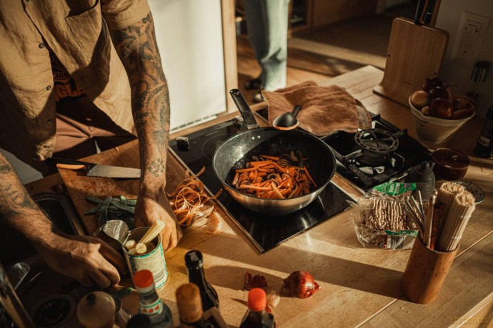 Fiskars - FunctionalForm Wok 28 cm