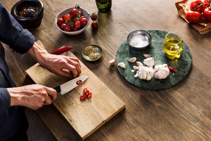Fiskars - Hard Edge Chef's Knife 13.5 cm