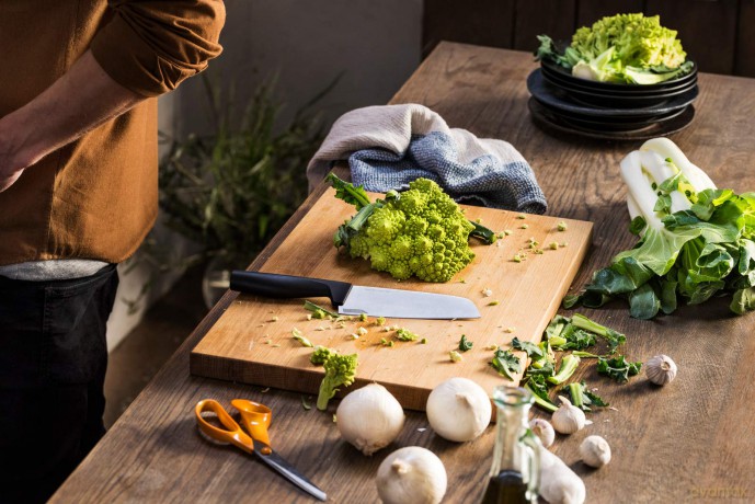 Fiskars - Hard Edge Santoku Knife 16 cm