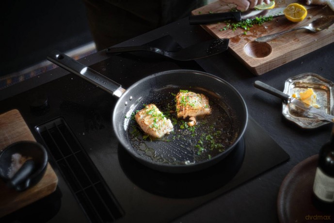 Patelnia tradycyjna Fiskars - Hard Face Frying Pan 28 cm