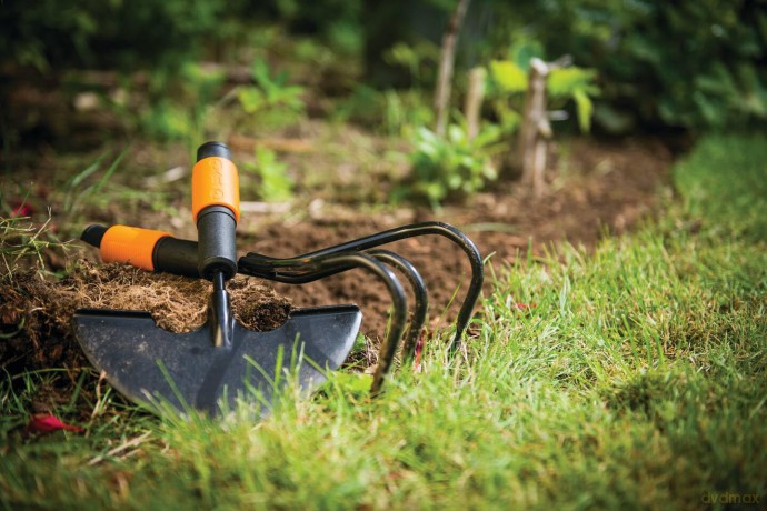 Fiskars - QuikFit Lawn Edge Trimmer