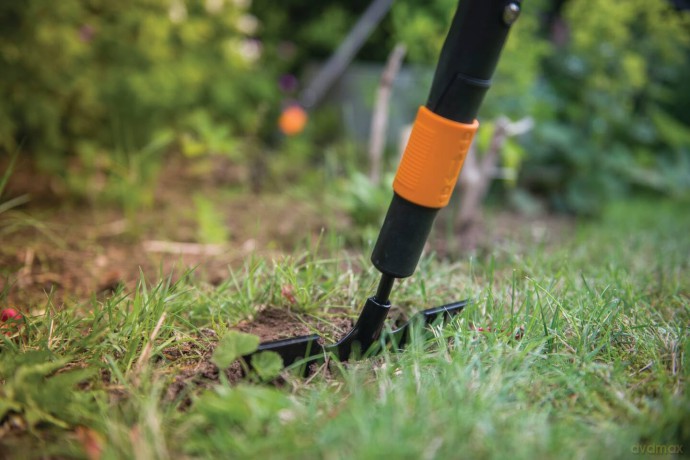 Fiskars - QuikFit Lawn Edge Trimmer