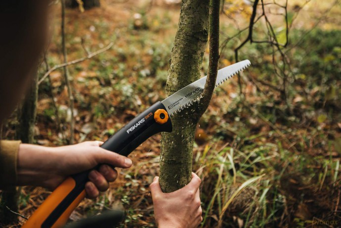 Fiskars - Xtract Garden Saw (L) SW75