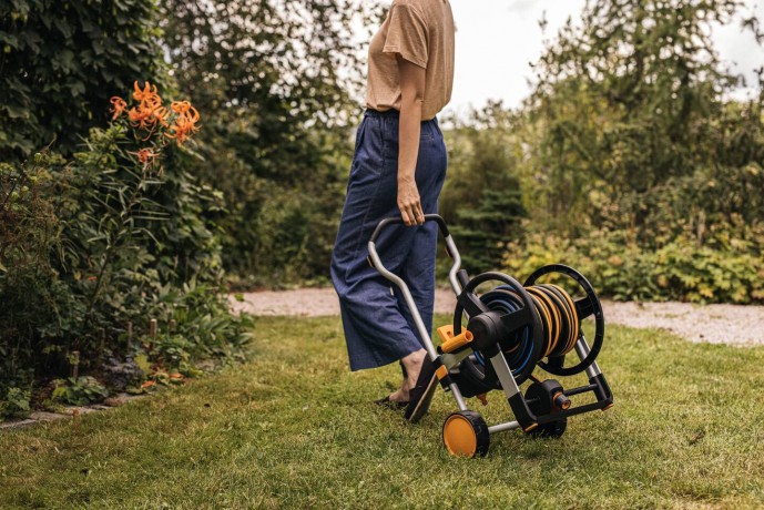 Fiskars Waterwheel Manual XL with wheels, all-in