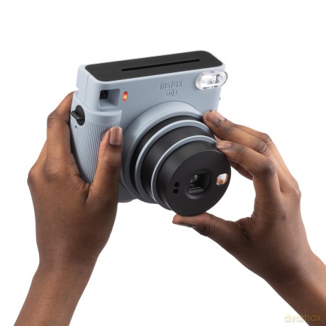Fuji - Instax SQUARE SQ1 Instant Camera