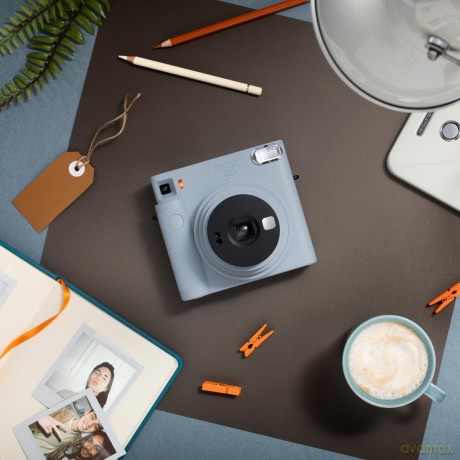 Fuji - Instax SQUARE SQ1 Instant Camera