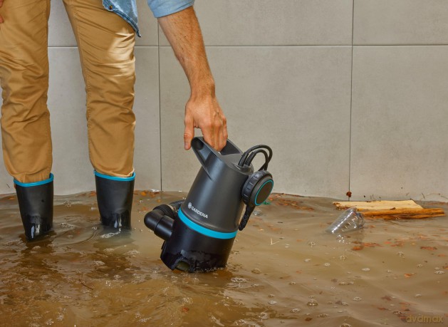 Gardena - Dirty Water Submersible Pump 20000 BASIC - 20,000 l/h - with Float Switch