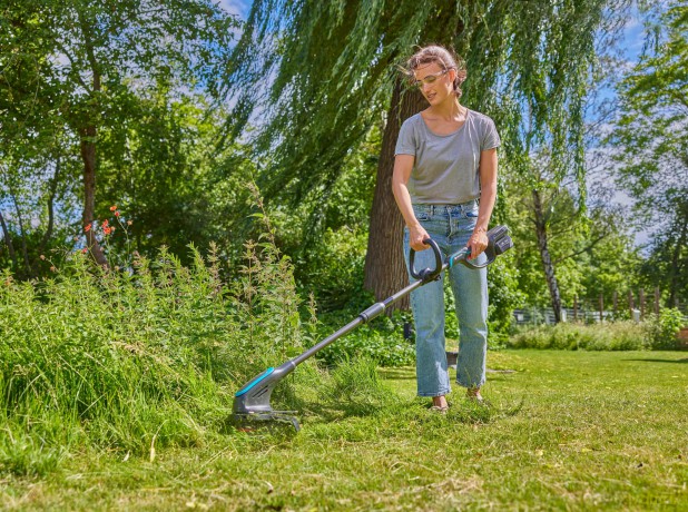 Gardena - PowerTrim 30 18V Grass Trimmer Set - 4.0 Ah