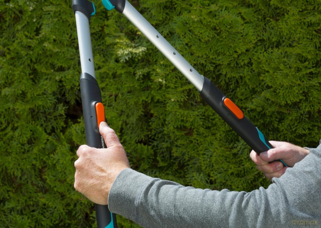 Gardena - TeleCut Hedge Clippers - 70cm to 90cm