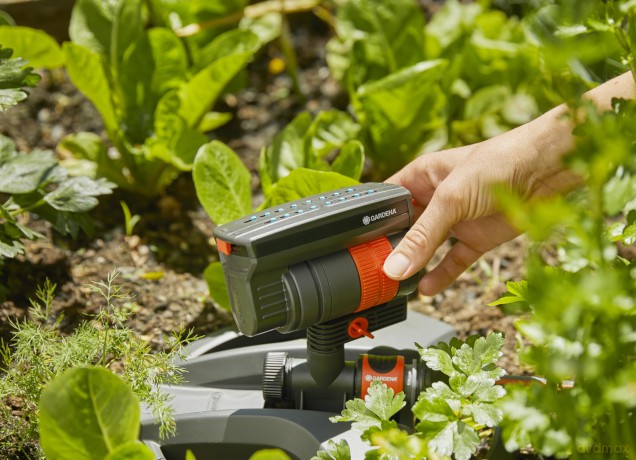 Gardena Oscillating Sprinkler AquaZoom compact 18708-20
