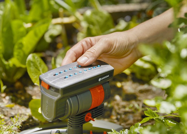 Gardena Oscillating Sprinkler AquaZoom compact 18708-20