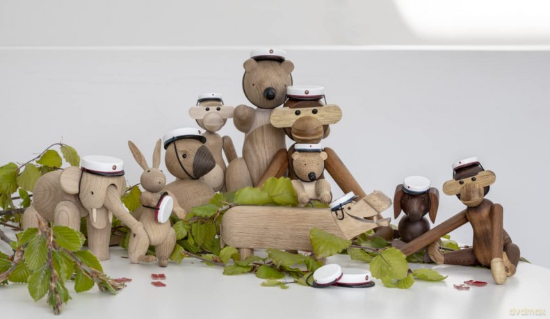 Kay Bojesen - Small Dog Walnut