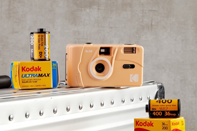 Kodak - M38 Reusable Camera - Grapefruit