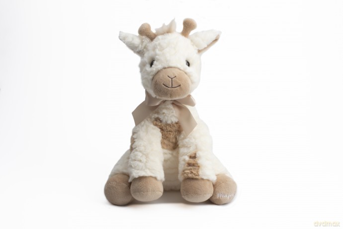 Magni - Teddy giraffe Pixie, 28 cm. (3809)