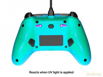 PowerA - Advantage Wired Controller - Fortnite Glow