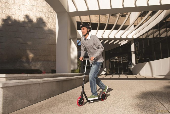 Razor - Carbon LUX Scooter - Black (13073003)
