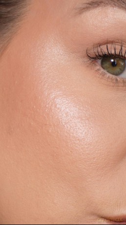 Sandstone Highlighter 510 White Pearl