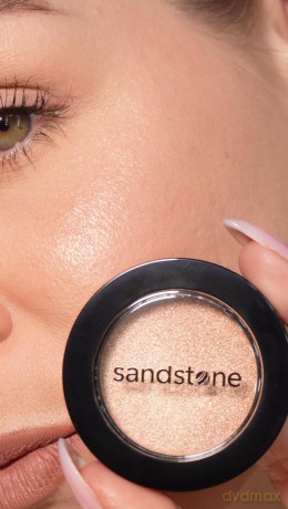 Sandstone Highlighter 530 Golden Champagne
