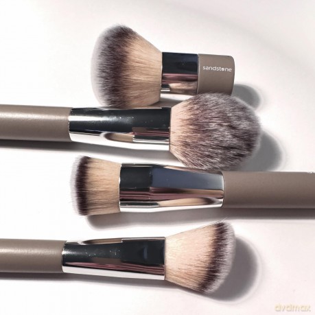 Sandstone Soft Collection Buffer Brush