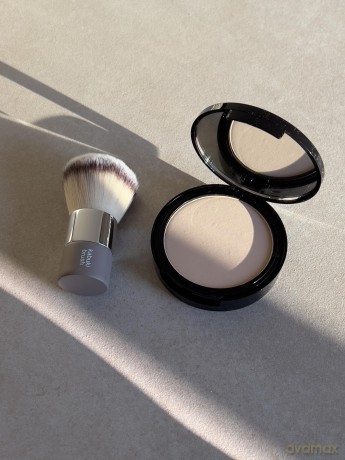 Sandstone Soft Collection Kabuki Brush
