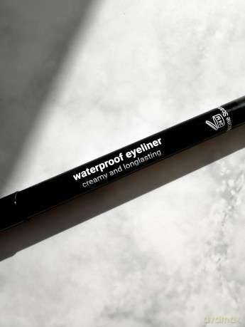 Sandstone Waterproof Eyeliner Black