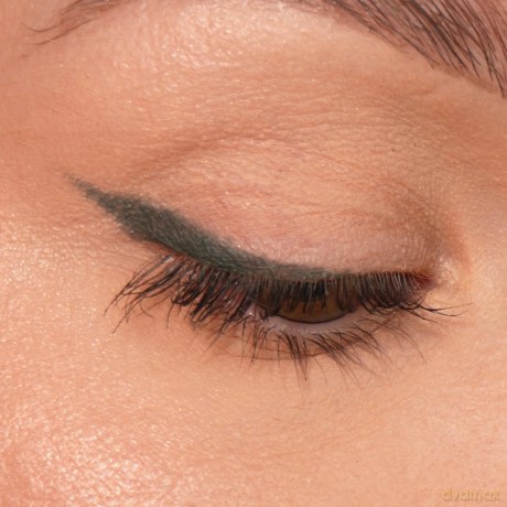 Sandstone Waterproof Eyeliner Green