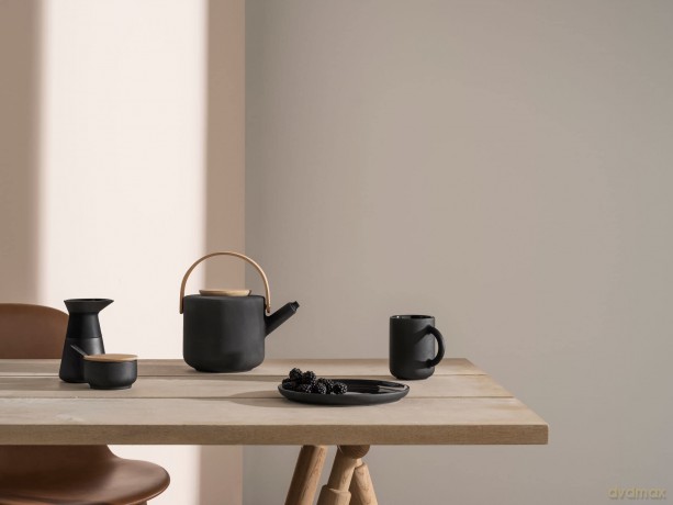 Stelton - Theo Teapot 1.25 L (Black)