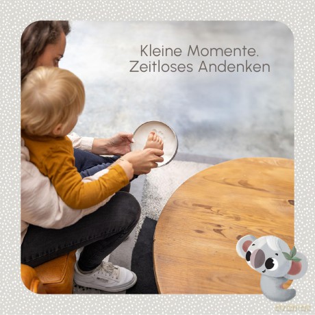 Tiny Love - Magic Box Round