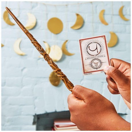 Wizarding World - Spellbinding Wand - Hermione (6062057)