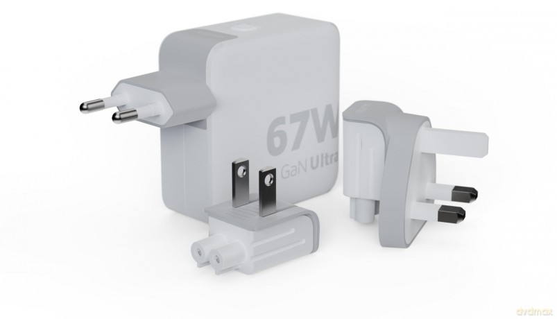 Xtorm - 67W GaN Ultra Travel Charger + USB-C PD Cable