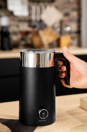 Zwilling - Enfinigy Milk Frother 400 ml - Black