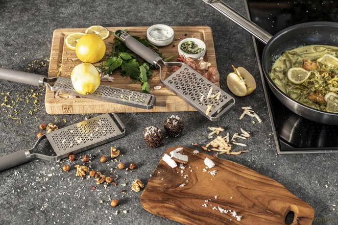 Zwilling - Pro, Grater, Medium - Grey - 34 cm
