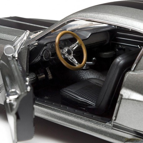 Greenlight Collectibles - 1/18 Gone in 60 Seconds (2000) - 1967 Ford Mustang Eleanor