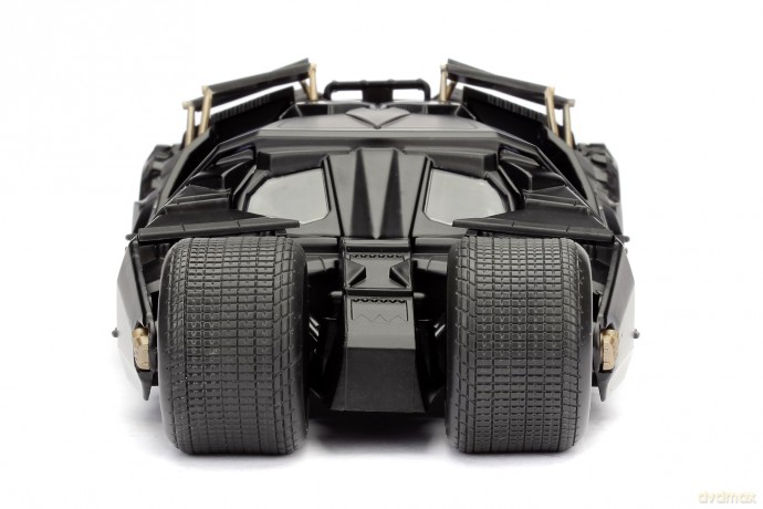 Jada - Batman The Dark Knight Batmobile 1:24 Die-Cast w/figure