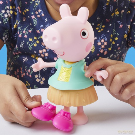 Peppa Pig - Peppa's Magical Dress Up Closet