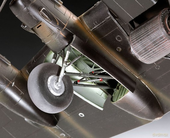 REVELL - Model Set Avro Lancaster B.III "Dambusters" 1:72
