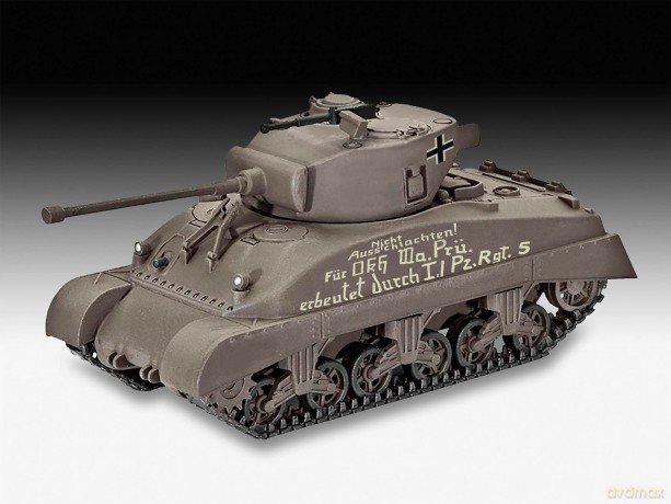 REVELL - Model Set Sherman M4A1 1:72