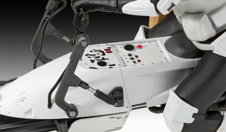 REVELL - Speeder Bikeâ˘: The Mandalorian 1:12