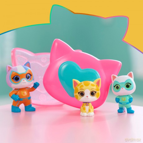 SuperKitties - Collectible Mini Figure Capsule