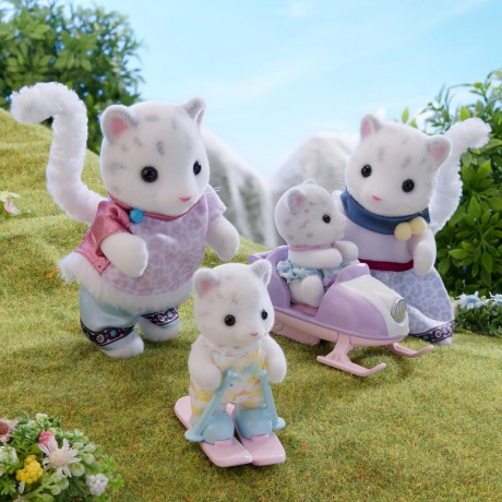 Sylvanian Families - Snow Leopard Family