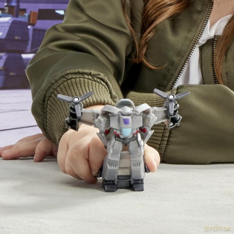 Transformers Earthspark - Smash to Change (Megatron Figure)