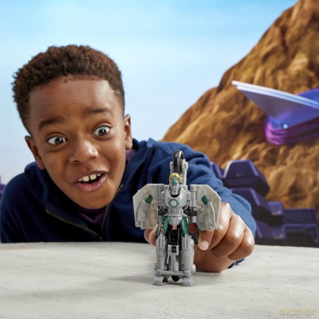 Transformers Earthspark - Smash to Change (Terran Thrash Figure)