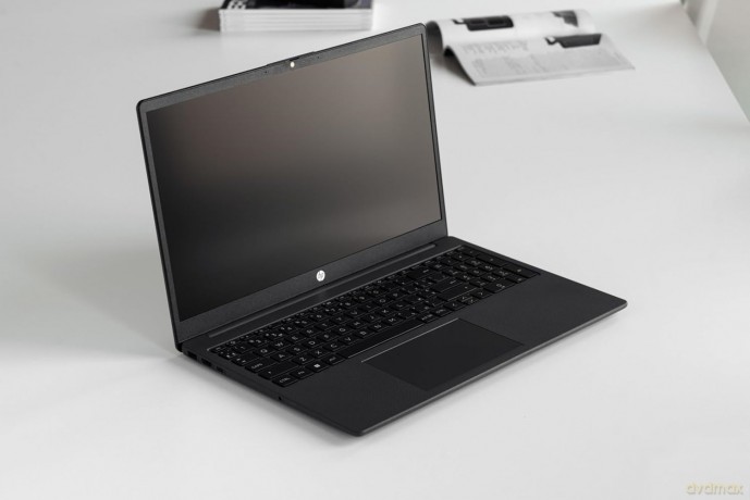 250 G10 I7-1355u 8/256 W11p 2yw