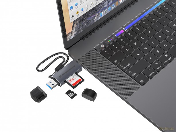 2-In-1 Usb 3.0 Dual Plug Card Read.