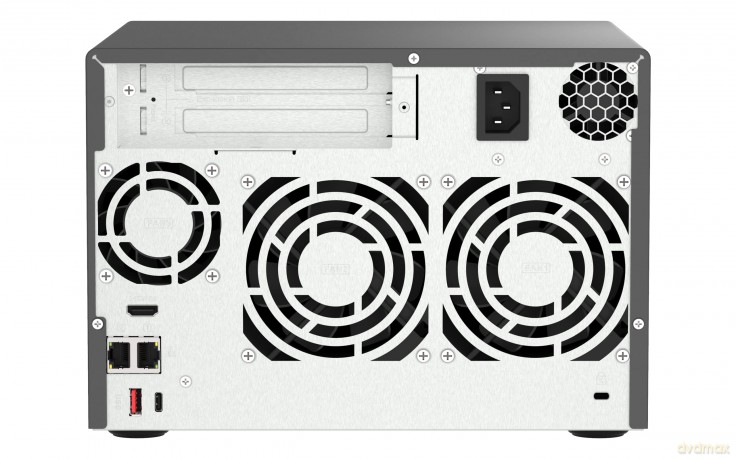 6-Bay Quts Hero Nas 16gb