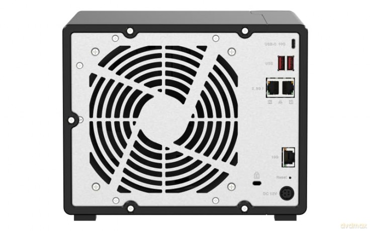 Serwer plików Qnap TS-h973AX