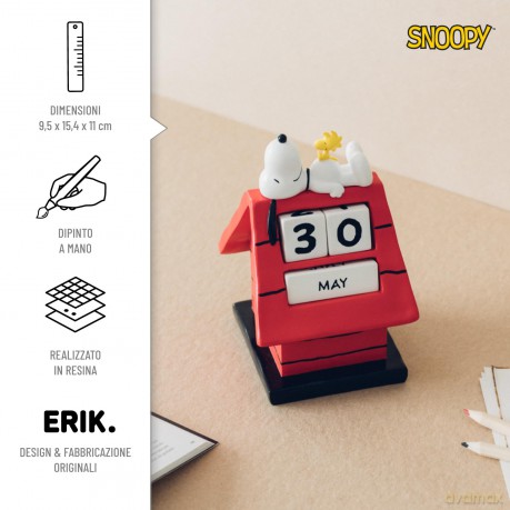 Wieczny kalendarz dekoracyjny Peanuts Snoopy Doghouse